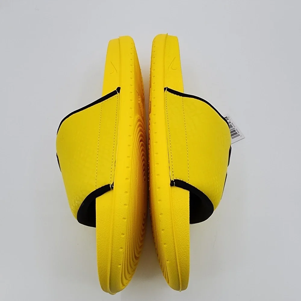 Nike Kobe Off Court Slides Mens 11‎ Lightning Yellow Black Mamba Logo Sandal NEW